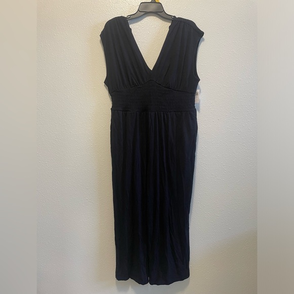 Black V Neck Jumpsuit - Picture 2 of 7